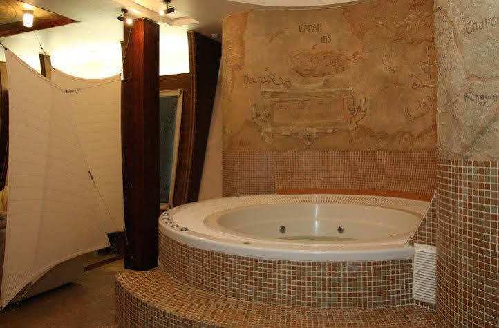 Columbus Hotel Odessa Eksteriør billede